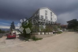 kuća na tri kata Bokanjac, Zadar, Дом