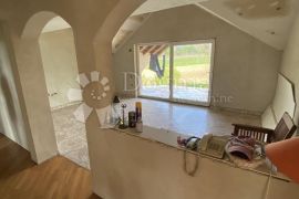 Prodaje se velika kuća u okolici Vrbovca, Vrbovec, Ev
