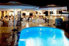 Boutique hotel s bazenom i restoranom na odličnoj poziciji, Umag, Propiedad comercial