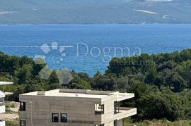 OTOK KRK, dvoetažan 5S+DB apartman sa panoramskim  pogledom na more., Krk, Daire