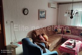 Škurinje - prodaja stana, 59 m2, lođa!, Rijeka, Stan