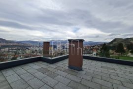Penthouse/stan novogradnja Vraca Sarajevo NAJAM, Novo Sarajevo, Kвартира