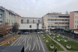 Najam gala trosoban stan Centar Sarajevo, Sarajevo Centar, Appartamento
