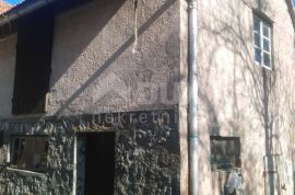 GORSKI KOTAR, RAVNA GORA - Samostojeća kuća s garažom, gospodarskim objektima, voćnjak i veliko zemljište, Ravna Gora, House