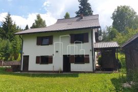 Planinska kuća na Palama, Ćemanovići prodaja, Pale, Casa