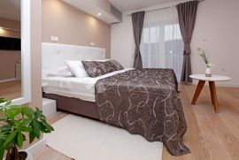 Manji obiteljski hotel na Korčuli !, Vela Luka, Propriedade comercial