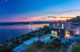 Spektakularna villa sa panoramskim pogledom na more, Omiš, Kuća