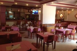Potpuno opremljeni restoran na Čiovu, Trogir, Immobili commerciali