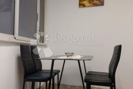 CENTAR STAN 5-SOBAN, Rijeka, Appartamento