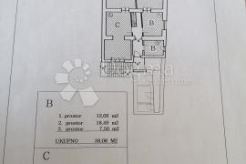 VELI VRH – Dvorska kuća sa manjom kućom u nizu za adaptaciju!, Pula, House