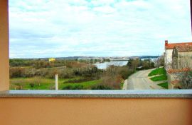 ISTRA - Kuća s 11 stambenih jedinica i pogledom na more, Medulin, Famiglia