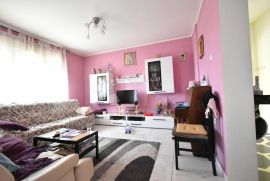 Odlična kombinacija stambeno poslovne nekretnine, Rijeka, Appartamento