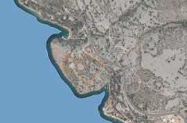 Prodaje se građevinsko zemljište 1. red do mora, Karlobag, Γη