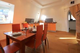 Prodaje se kompletno adaptiran moderan stan u strogom centru Opatije, Opatija, Appartamento