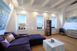 Prodaje se kompletno adaptiran moderan stan u strogom centru Opatije, Opatija, Stan