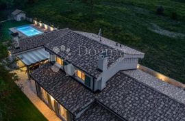 Suvremena villa - opuštajući spoj prirode i modernog dizajna !, Grožnjan, Maison