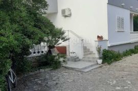 OTOK KRK - Prilika- 3 stambene jedinice na 300 m odmora, Krk, Διαμέρισμα