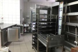 Selce poslovni prostor 10 m od mora za proizvodnju i prodaju pekarskih proizvoda, Crikvenica, Poslovni prostor