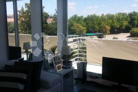 NOVIGRAD, dvoetažni apartman 100 m od mora, Novigrad, Flat