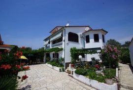 Kuća sa pogledom na more, Barbariga, Istra, Vodnjan, Famiglia