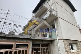 Smještaj za radnike, Volovčica, 3 etaže, Peščenica - Žitnjak, Famiglia