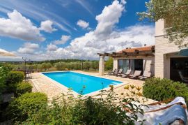 Villa s fenomenalnim pogledom, Višnjan,okolica, Istra, Višnjan, Maison