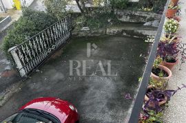 Zamet, kvalitetna samostojeća kuća P+1, 140 m2, Rijeka, House