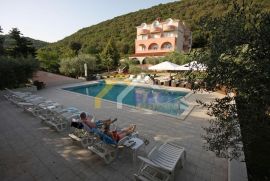 Hotel u Istri 80m od mora pored prekrasnih plaža, Barban, Haus