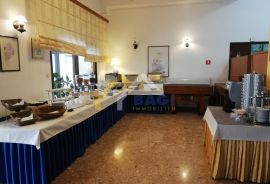 Hotel u Istri 80m od mora pored prekrasnih plaža, Barban, Ev