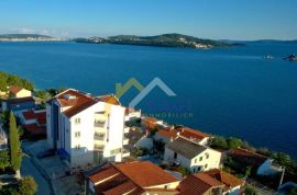 Hotel s 26 soba s pogledom na otoke uz plažu, Split, Σπίτι