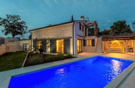 Lijepa kuća za odmor s bazenom, Tinjan, Istra, Tinjan, Haus