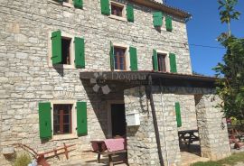 Šarmantna stogodišnja kamena kuća u Istri za najam tijekom cijele godine, Buje, Maison