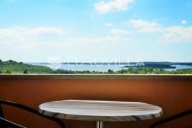 Istra, Štinjan - kuća s pet namještenih apartmana, panoramski pogled na Brijune, Pula - Okolica, Casa