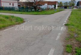 Petrovčić, odličan plac 11a, dozvoljena gradnja, Surčin, Arazi