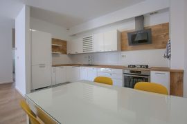 Predivan stan 3S+DB na odličnoj lokaciji, Pula, Istra, Pula, Appartement