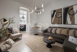 Istra, Pula, moderan dizajnerski stan,50 m2, u strogom centru grada, Pula, Διαμέρισμα