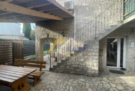 Kamena kuća sa dva stana Kavran-Istra, Marčana, Ev