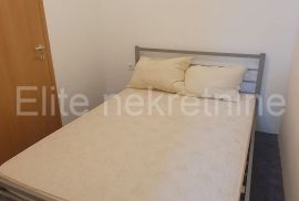 Pehlin - najam jednosobnog stana, 40 m2, parking!, Rijeka, Apartamento