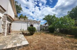 Samostojeća kuća na mirnoj lokaciji, otok Krk, Dobrinj, بيت