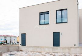 ISTRA, NOVIGRAD - Moderna kuća sa pogledom na more u blizini grada, Novigrad, Casa