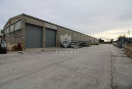 Labin, skladište za najam u industrijskoj zoni, Labin, Commercial property
