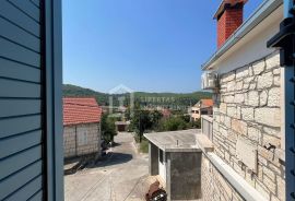 Prodaja obnovljene kamene kuće na odličnoj poziciji, Korčula, Korčula, Ev
