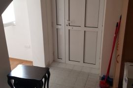 Prodaje se stan u potkrovlju 65m2-Pancevo, Pančevo, Appartamento