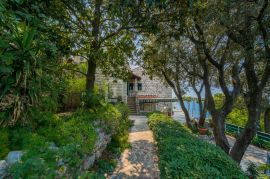 Prekrasna kamena kuća prvi red do mora, Dubrovnik - Okolica, Haus