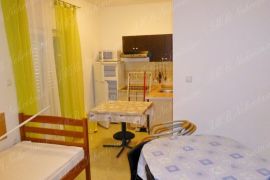 Kuća 462,33 m2 s apartmanima na Pelješcu – Dubrovnik okolica, Dubrovnik - Okolica, Famiglia