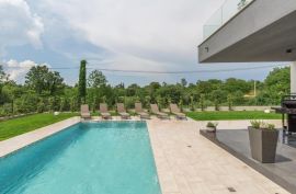 Moderna villa okružena zelenilom, Žminj,okolica, Istra, Žminj, Haus